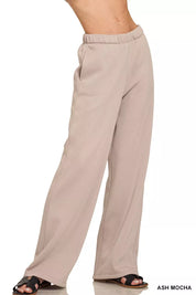 ZENANA Fleece Sweatpant with Pockets on Simply Obsessed