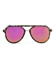 DAX Earhart Sunglasses on Simply Obsessed
