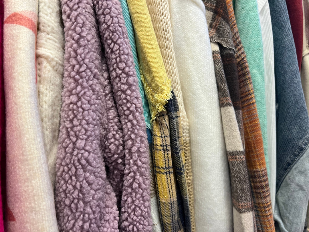 12/26 POL SALE 21-30 on Simply Obsessed