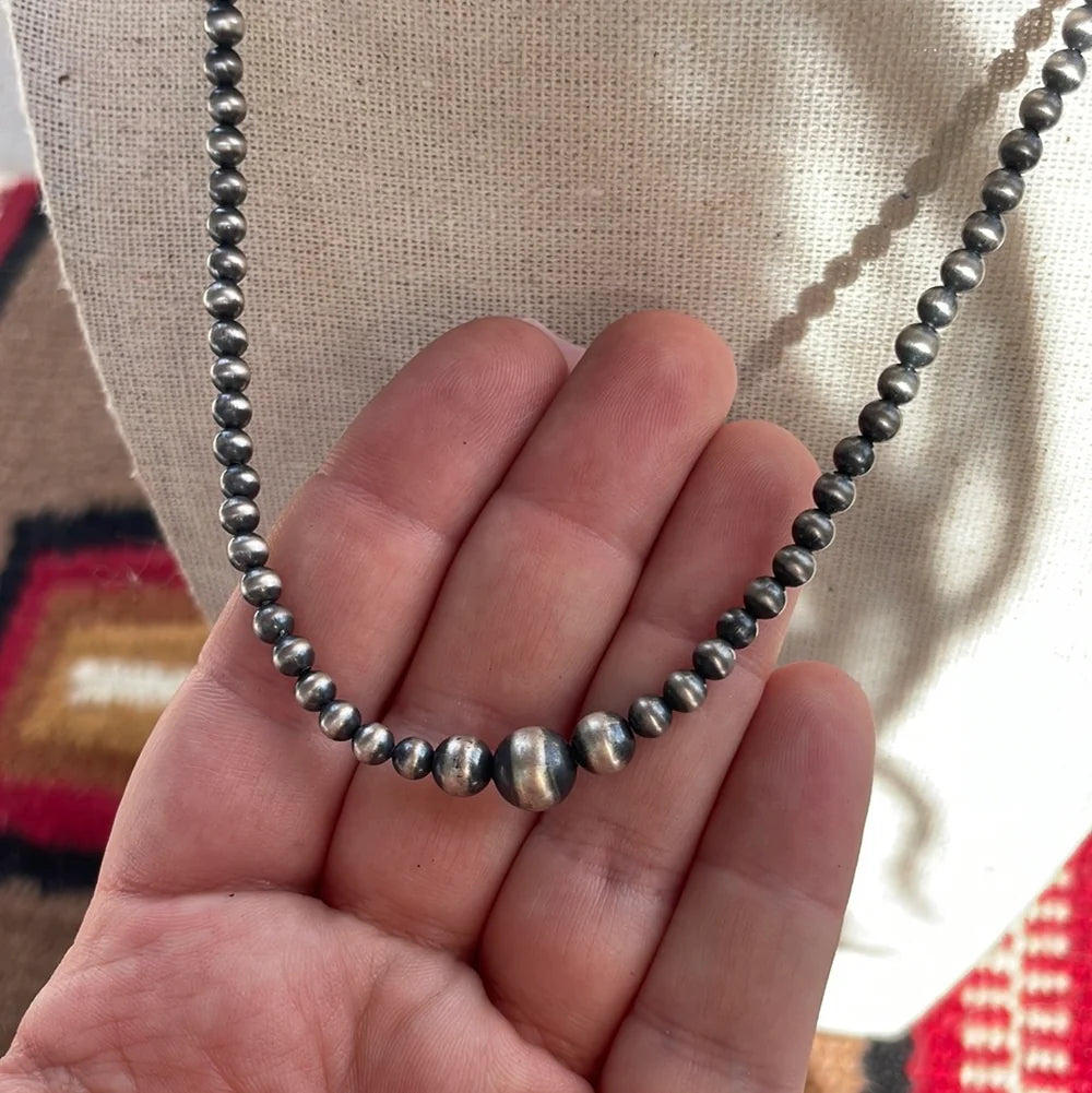 NIZHONI Handmade Beaded Sterling Silver Necklace 14” **SALE** on Simply Obsessed