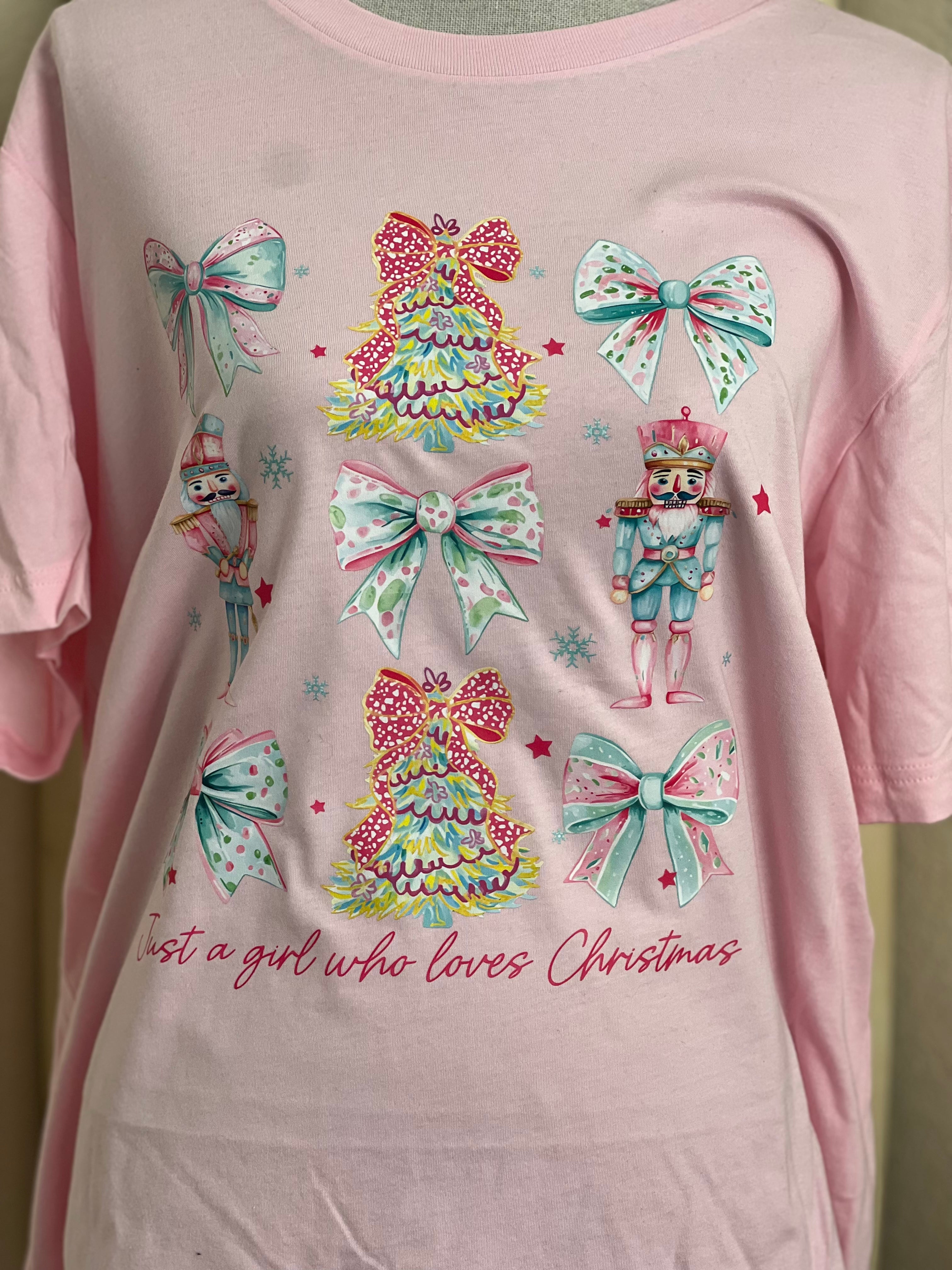 T-SHIRT JUNKIE Just a Girl Who Loves Christmas Tee on Simply Obsessed