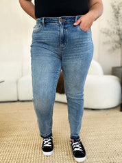 JUDY BLUE Full Size Mid Rise Rigid Magic Release Hem Jeans on Simply Obsessed