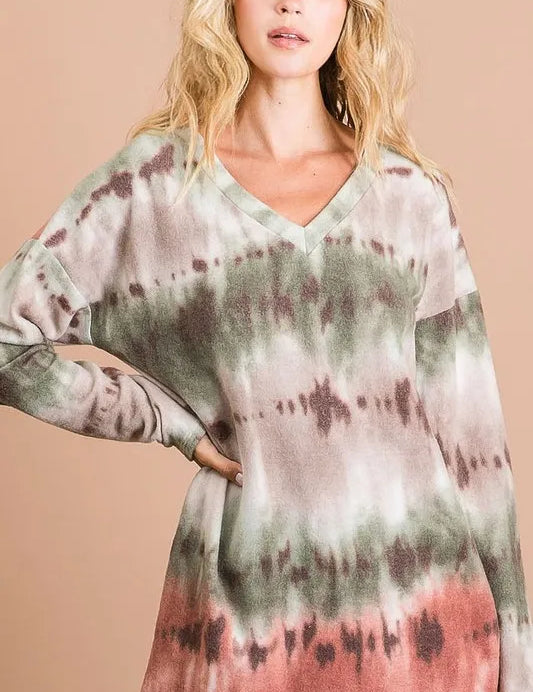 BIBI Brushed Tie Dye Looking Print V Neck Top on Simply Obsessed