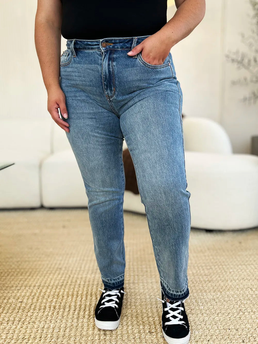 JUDY BLUE Full Size Mid Rise Rigid Magic Release Hem Jeans on Simply Obsessed