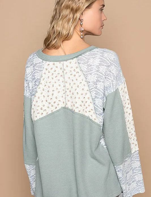 POL Lace Floral Round Neck Knit Top. **FALL DEBUT SALE** on Simply Obsessed