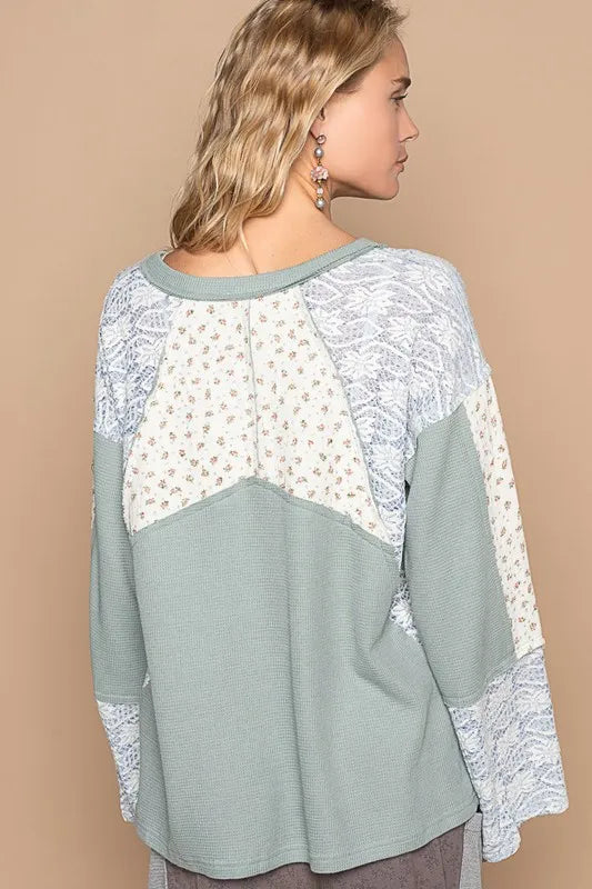 POL Lace Floral Round Neck Knit Top. **FALL DEBUT SALE** on Simply Obsessed
