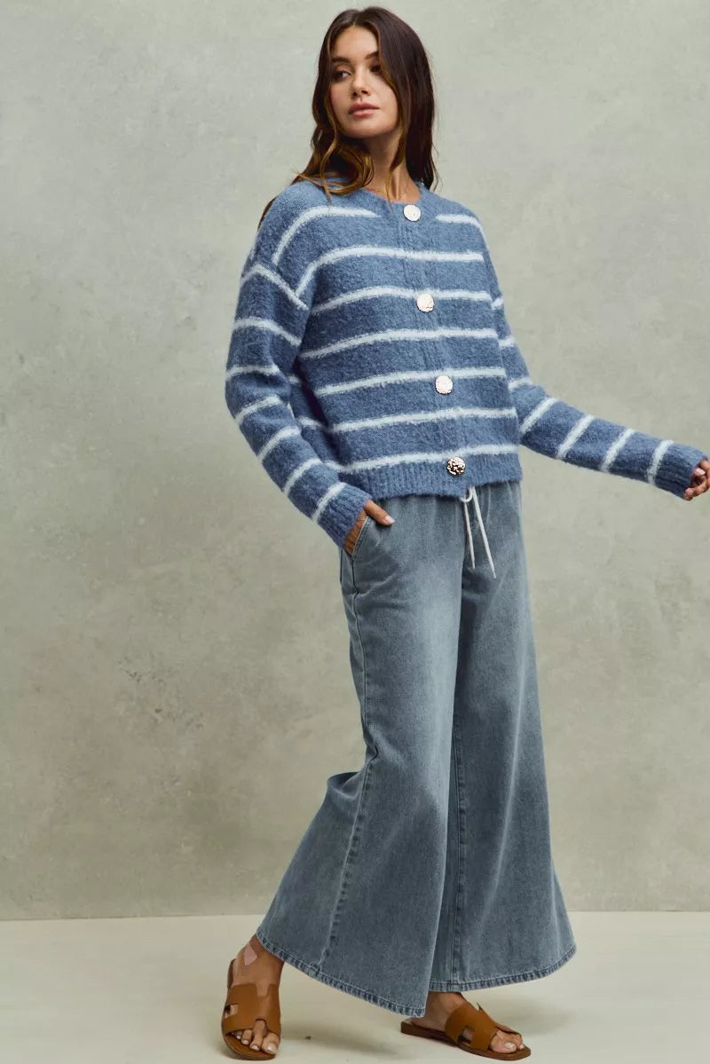 SO ME Mid Rise Elastic Waist Flare Denim Jeans on Simply Obsessed