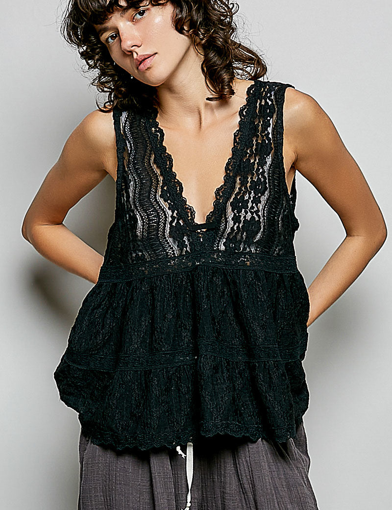 POL Deep V-Neck Scalloped Lace Sleeveless Top on Simply Obsessed