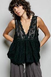 POL Deep V-Neck Scalloped Lace Sleeveless Top on Simply Obsessed