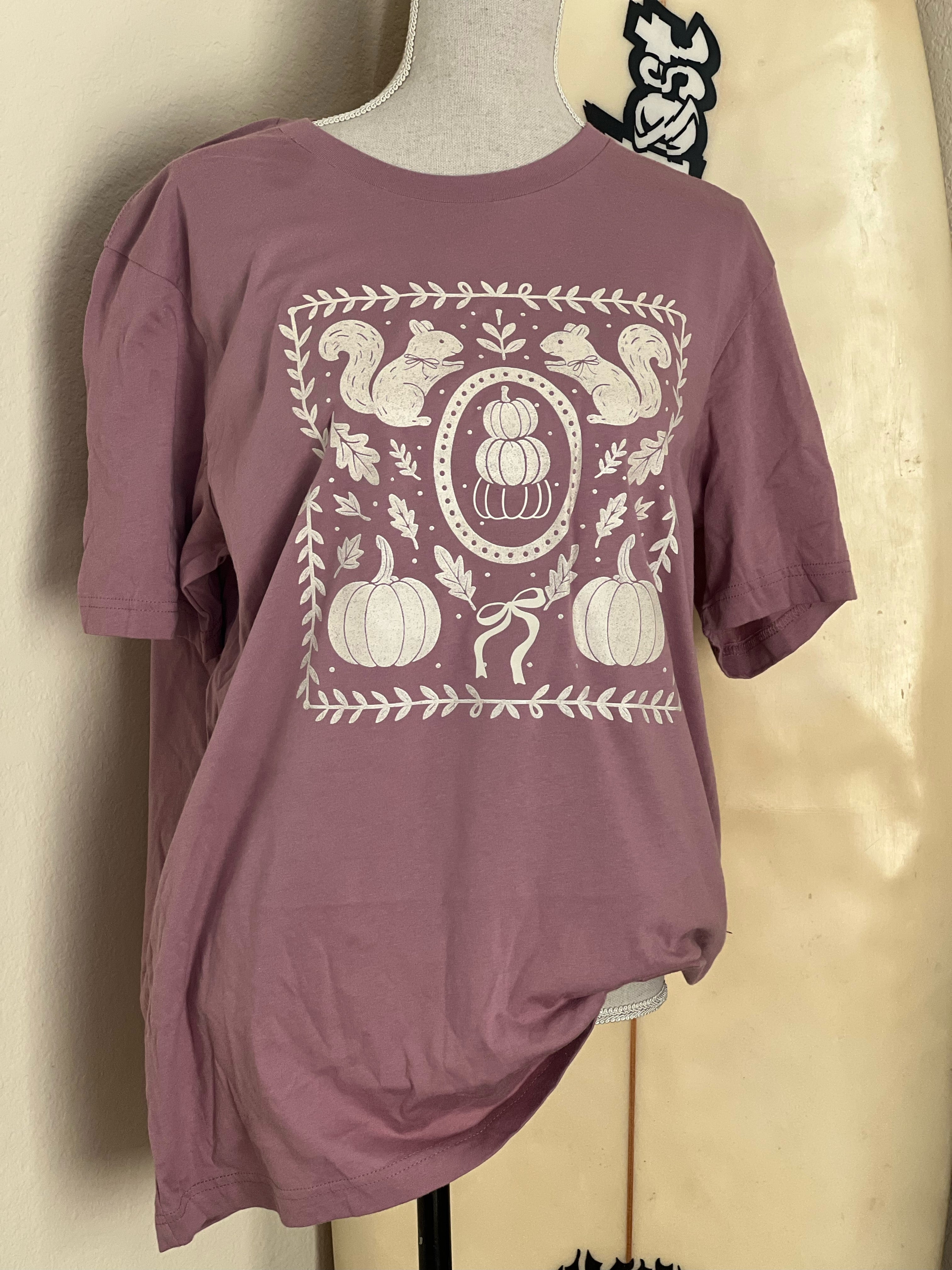 T-SHIRT JUNKIE Fall Season Tee on Simply Obsessed
