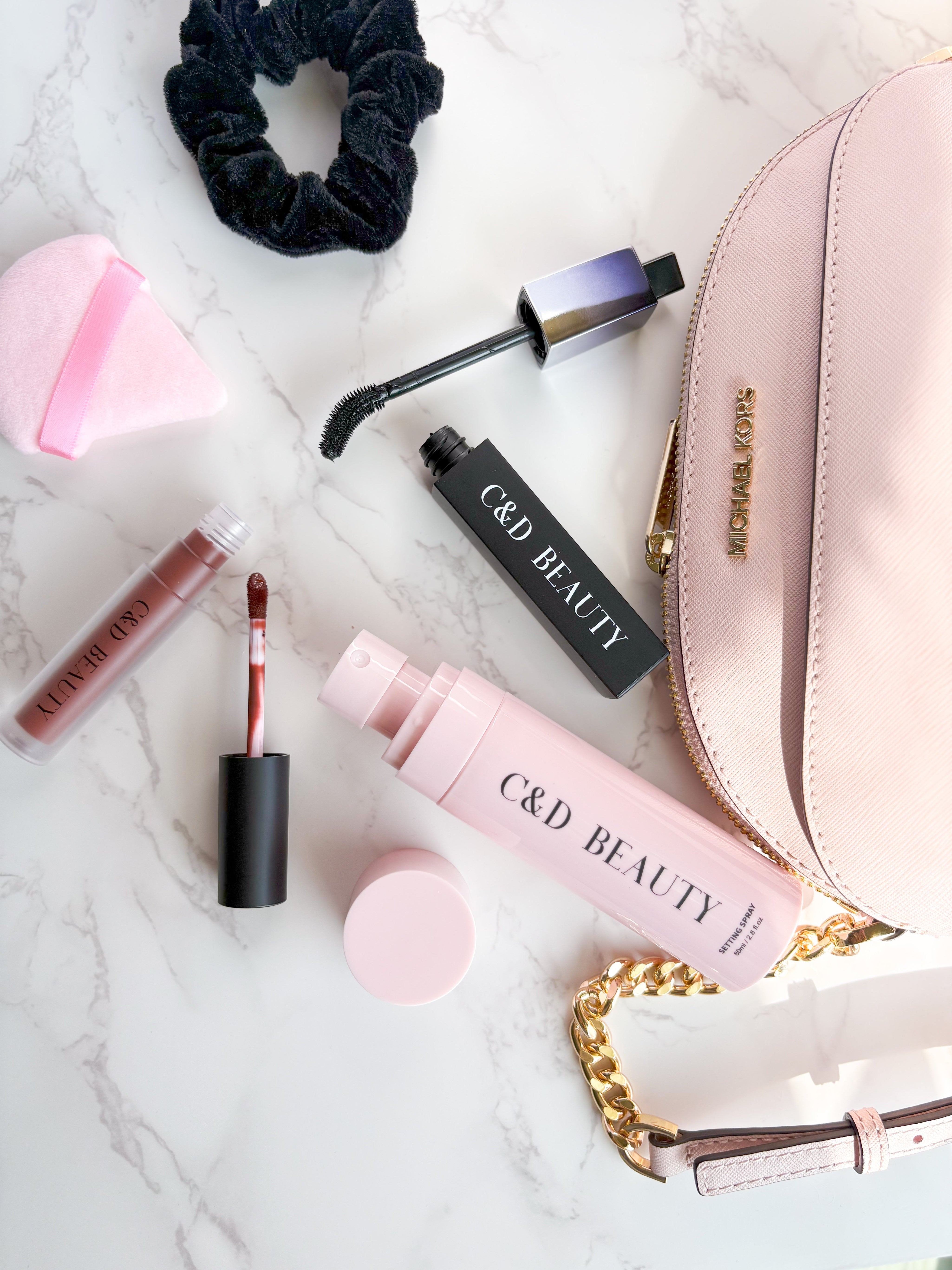 HydraLock Setting Spray on Simply Obsessed