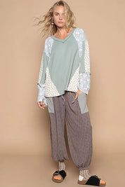 POL Lace Floral Round Neck Knit Top. **FALL DEBUT SALE** on Simply Obsessed