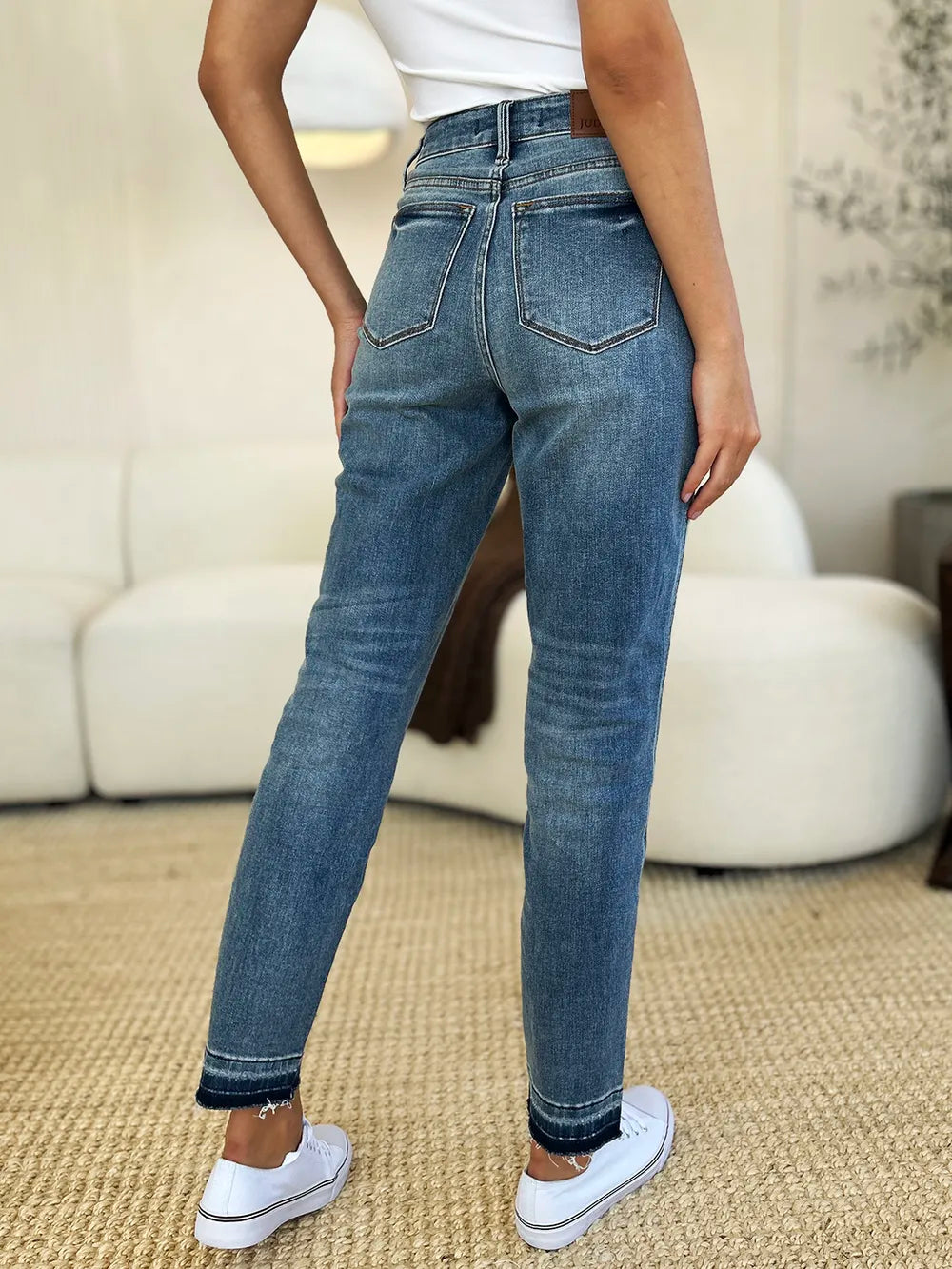 JUDY BLUE Full Size Mid Rise Rigid Magic Release Hem Jeans on Simply Obsessed