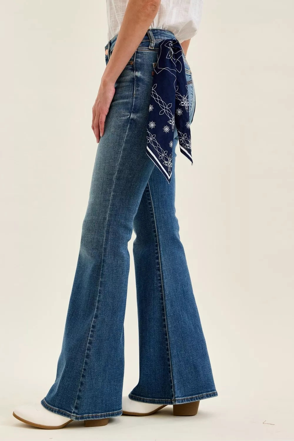 JUDY BLUE Mid Rise Jaqueline Flare with Triple Needle Back Pkts and Bandana Loop on Simply Obsessed
