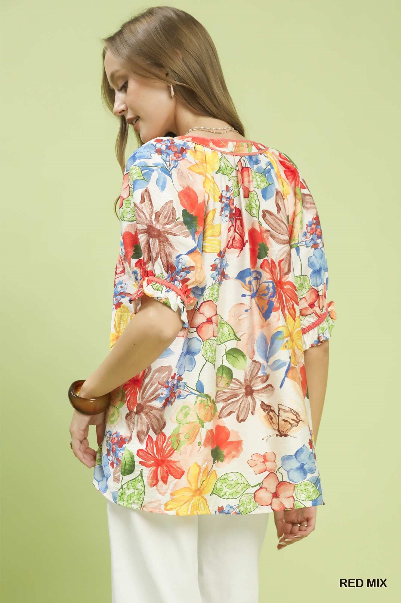 UMGEE Watercolor Floral Print Top with High-Low Hem on Simply Obsessed