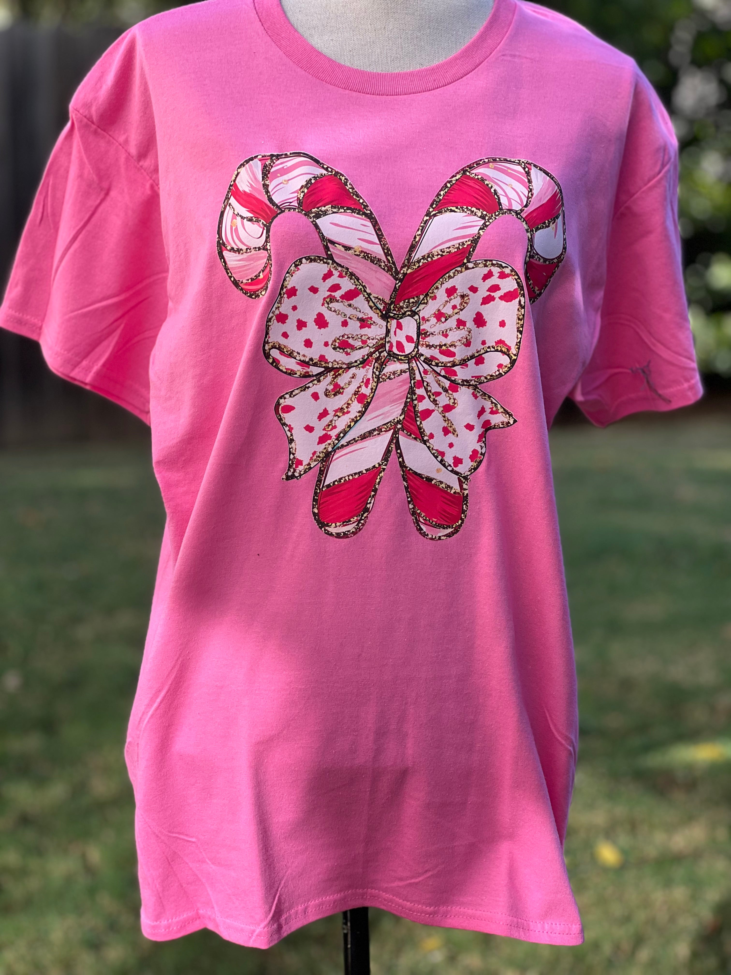 T-SHIRT JUNKIE Candy Cane Bow Tee on Simply Obsessed