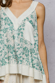 POL Floral V-Neck Tank with Front Pocket on Simply Obsessed