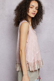 POL Floral Print V-Neck Textured Tank on Simply Obsessed