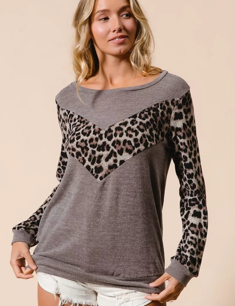 BiBi Sweater Knit Top With Leopard V Shape Block on Simply Obsessed