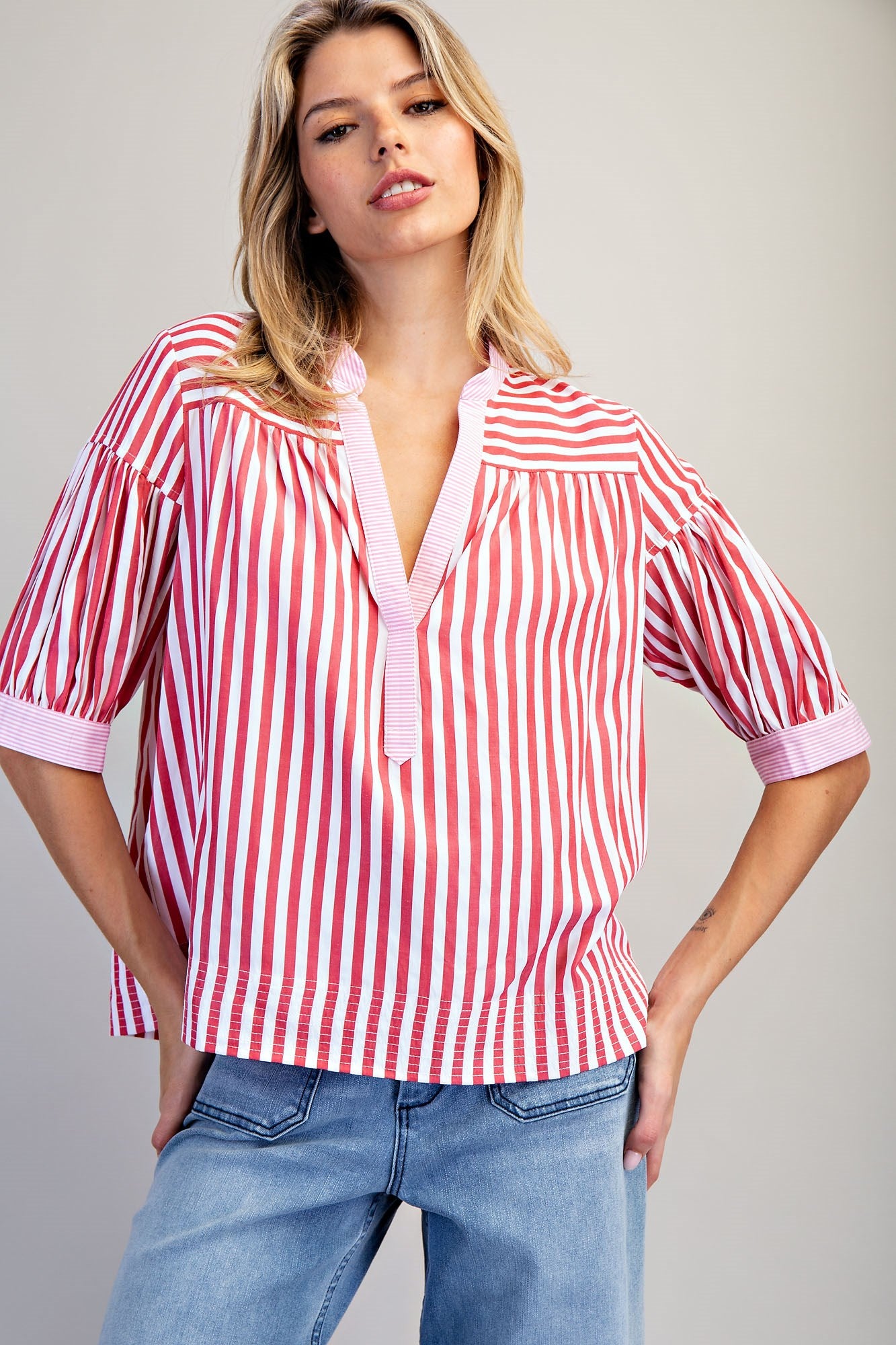 EESOME Contrast Striped Short Sleeve Blouse on Simply Obsessed