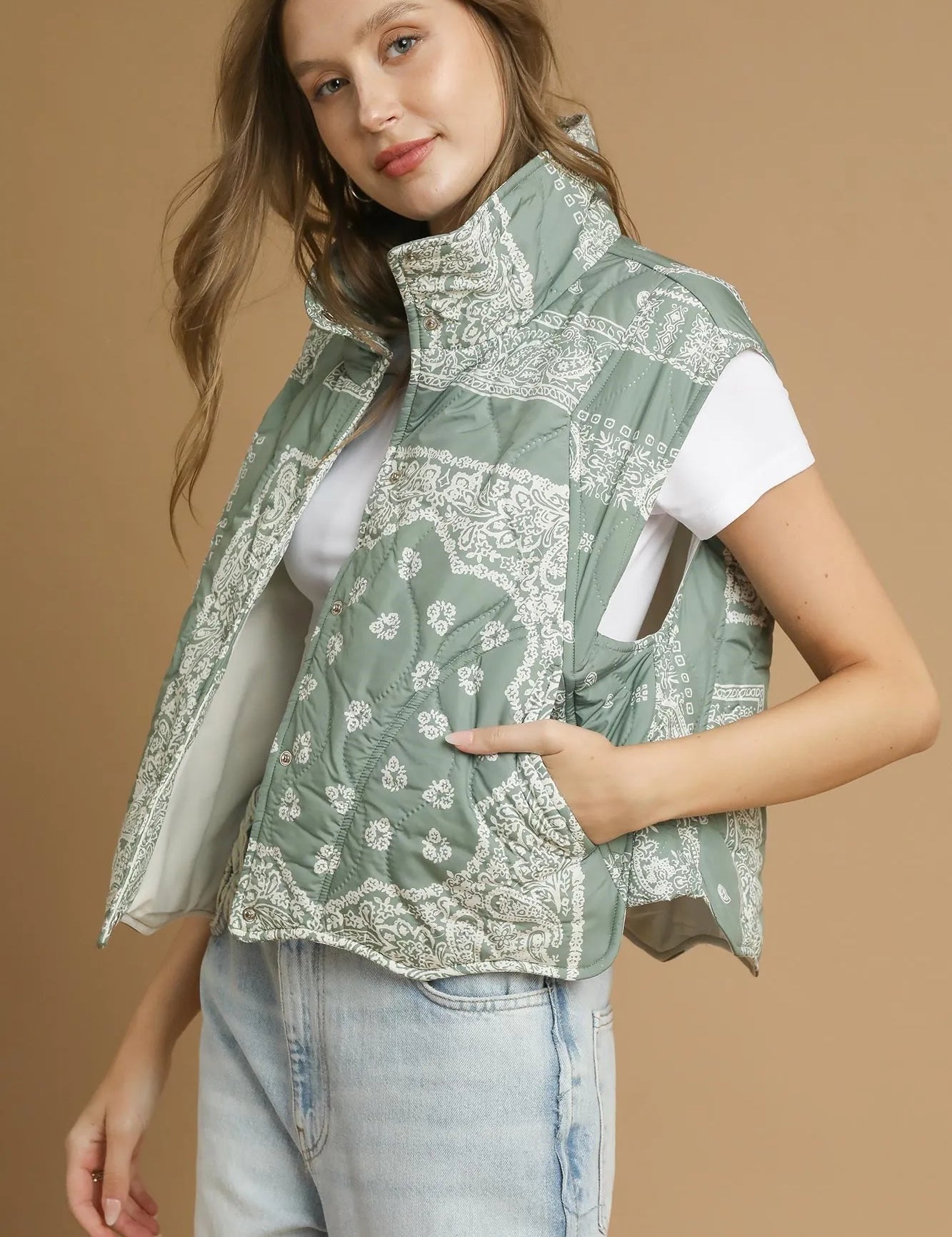 UMGEE Bandana Print Quilted Puffer Vest on Simply Obsessed