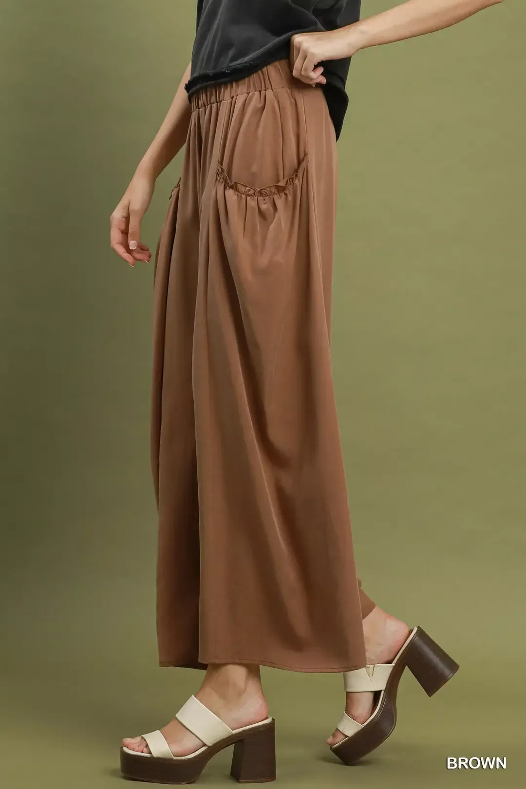 UMGEE Flowy Wide Leg Pocket Pants. **FALL DEBUT SALE** on Simply Obsessed