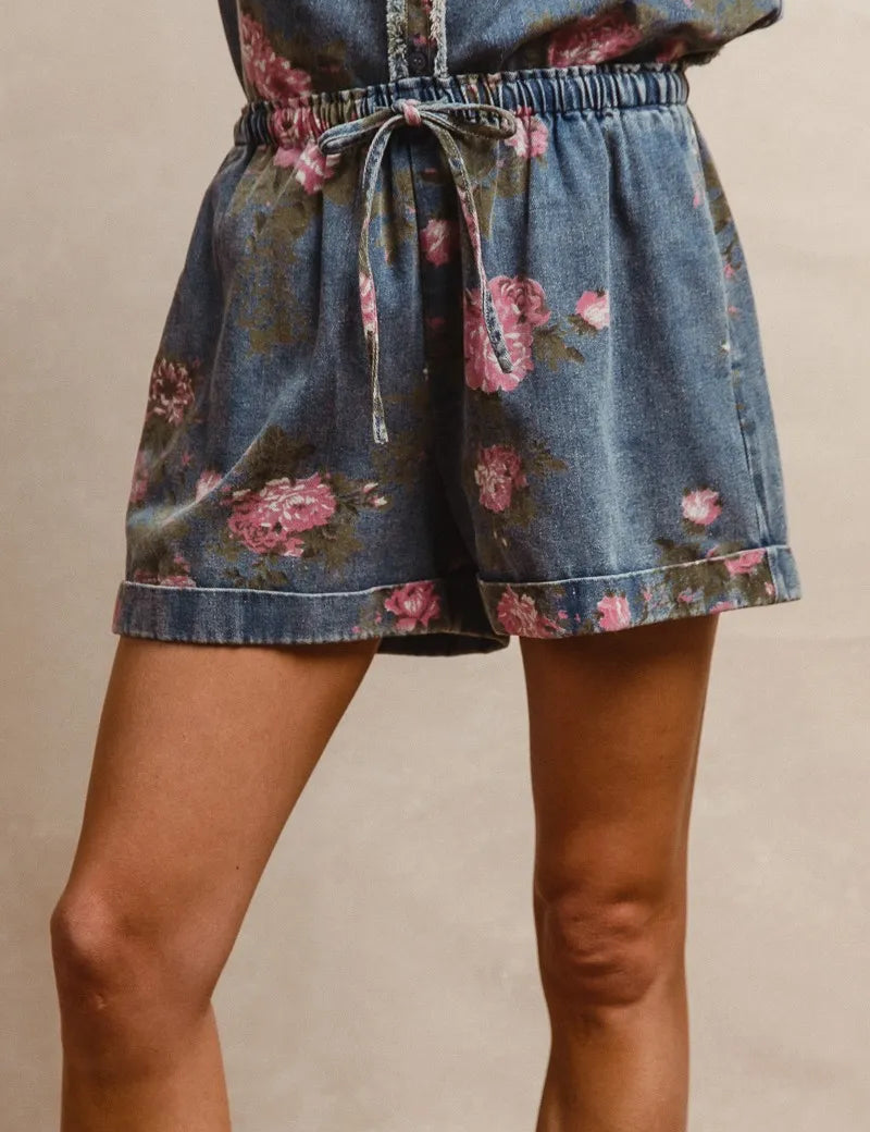 BiBi Floral Printed Denim Short Pants With Pocket on Simply Obsessed