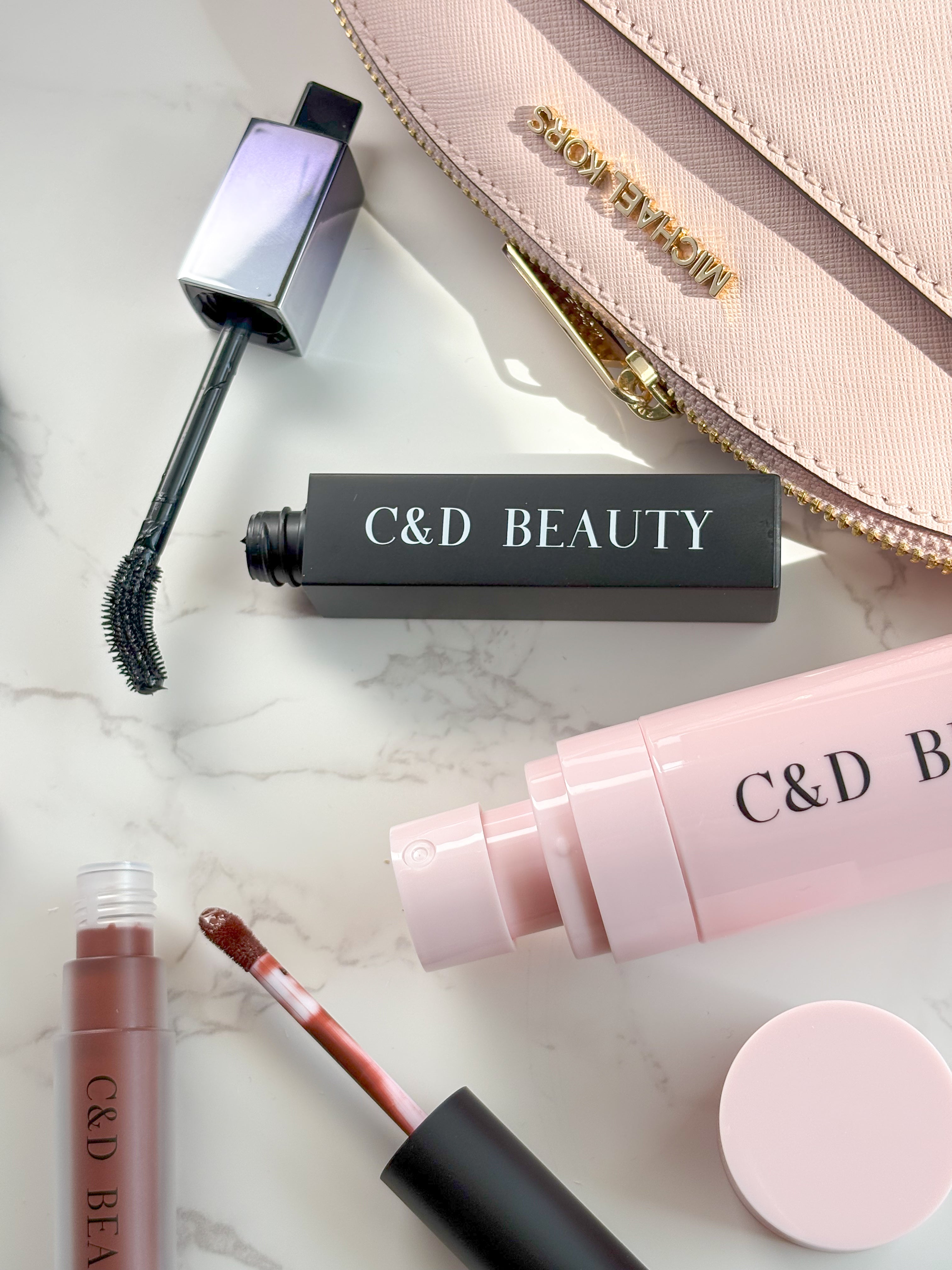 HydraLock Setting Spray on Simply Obsessed