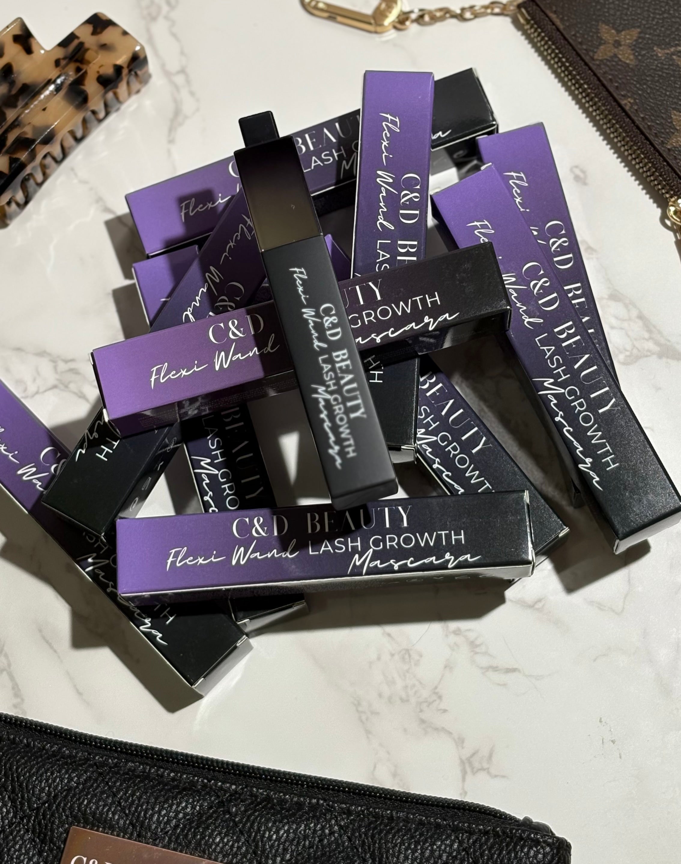 Black Flexi Wand Lash Growth Mascara on Simply Obsessed