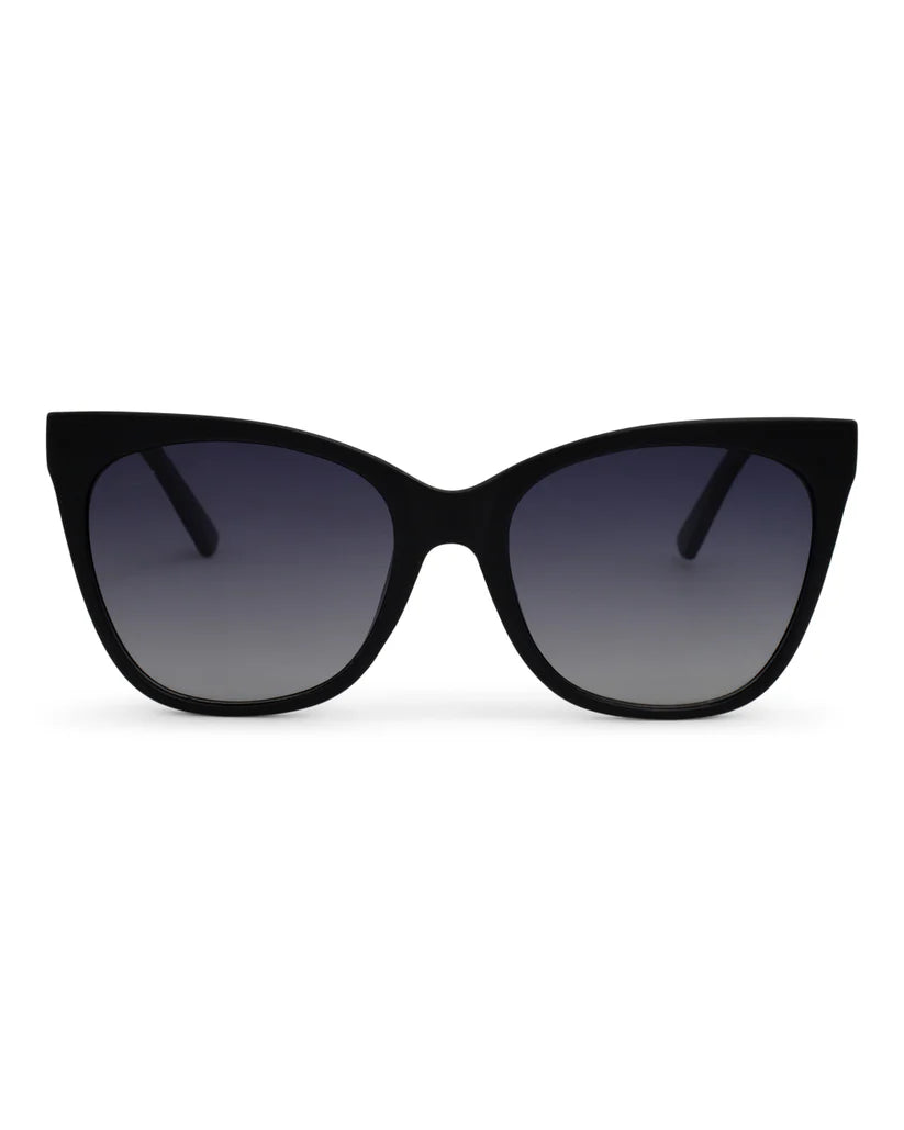 DAX Emily Sunglasses on Simply Obsessed