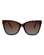 DAX Emily Sunglasses on Simply Obsessed