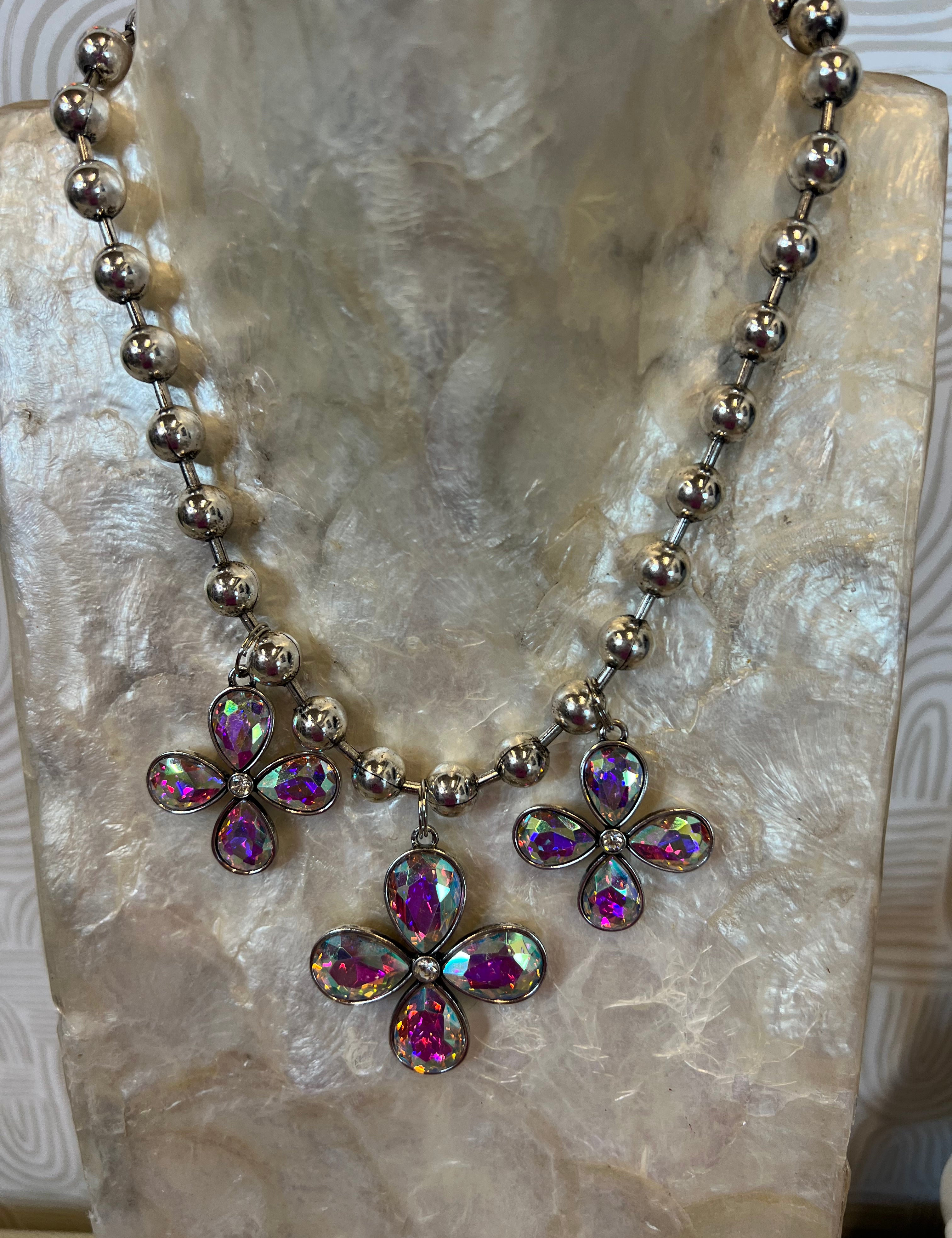 JEWELRY SALE AB Flower Charm Necklace on Simply Obsessed