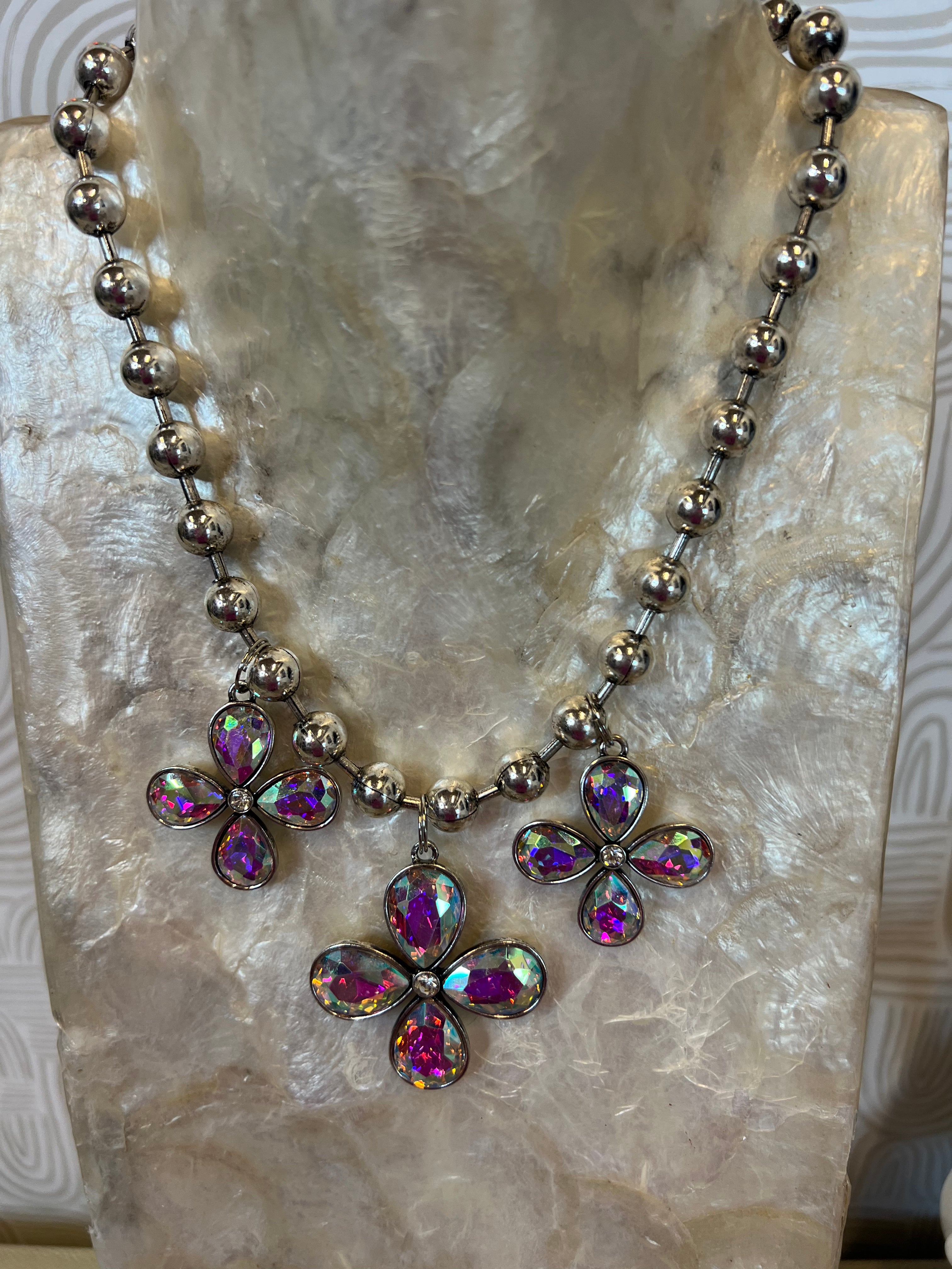 JEWELRY SALE AB Flower Charm Necklace on Simply Obsessed