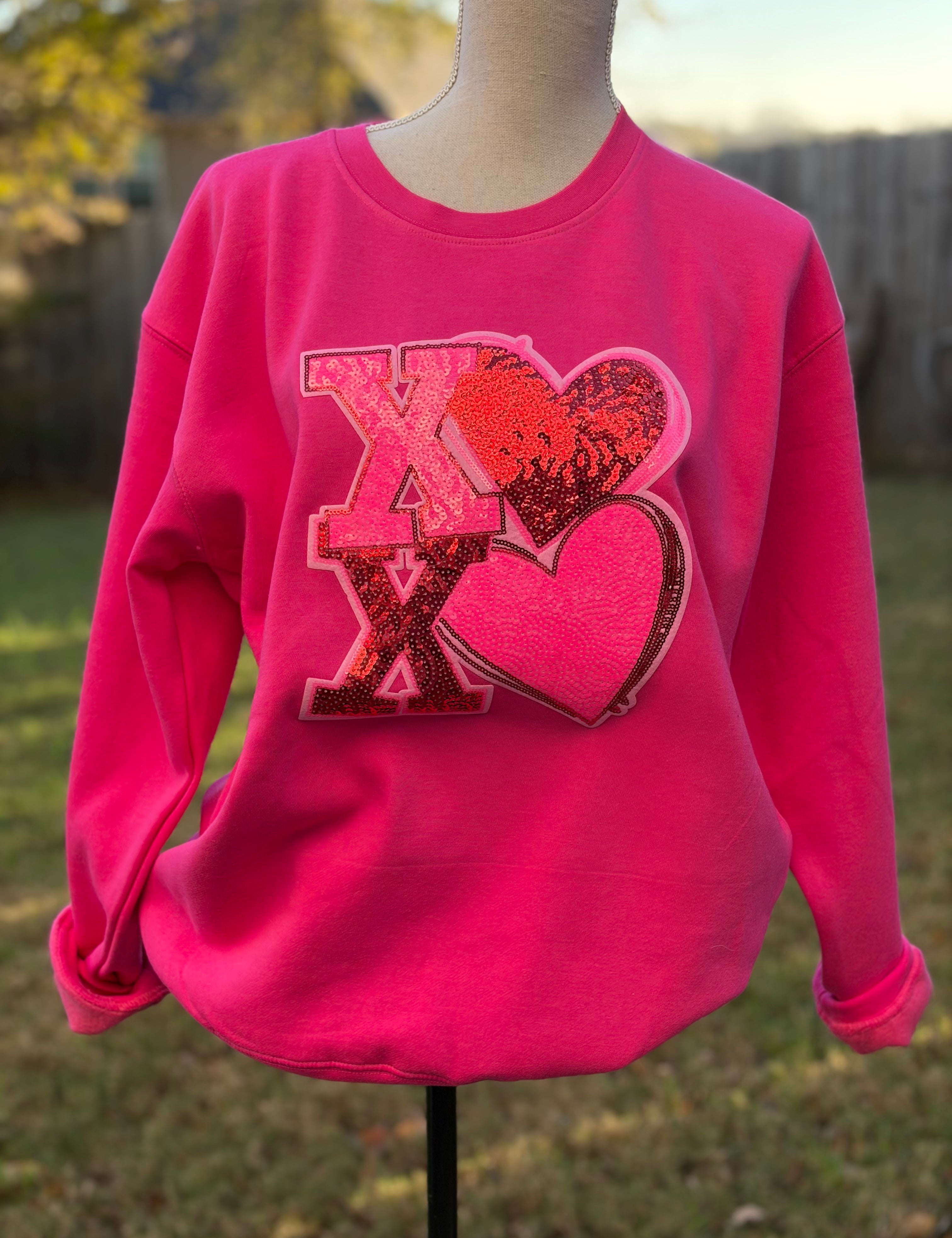T-SHIRT JUNKIE XOXO Patch Sweatshirt on Simply Obsessed