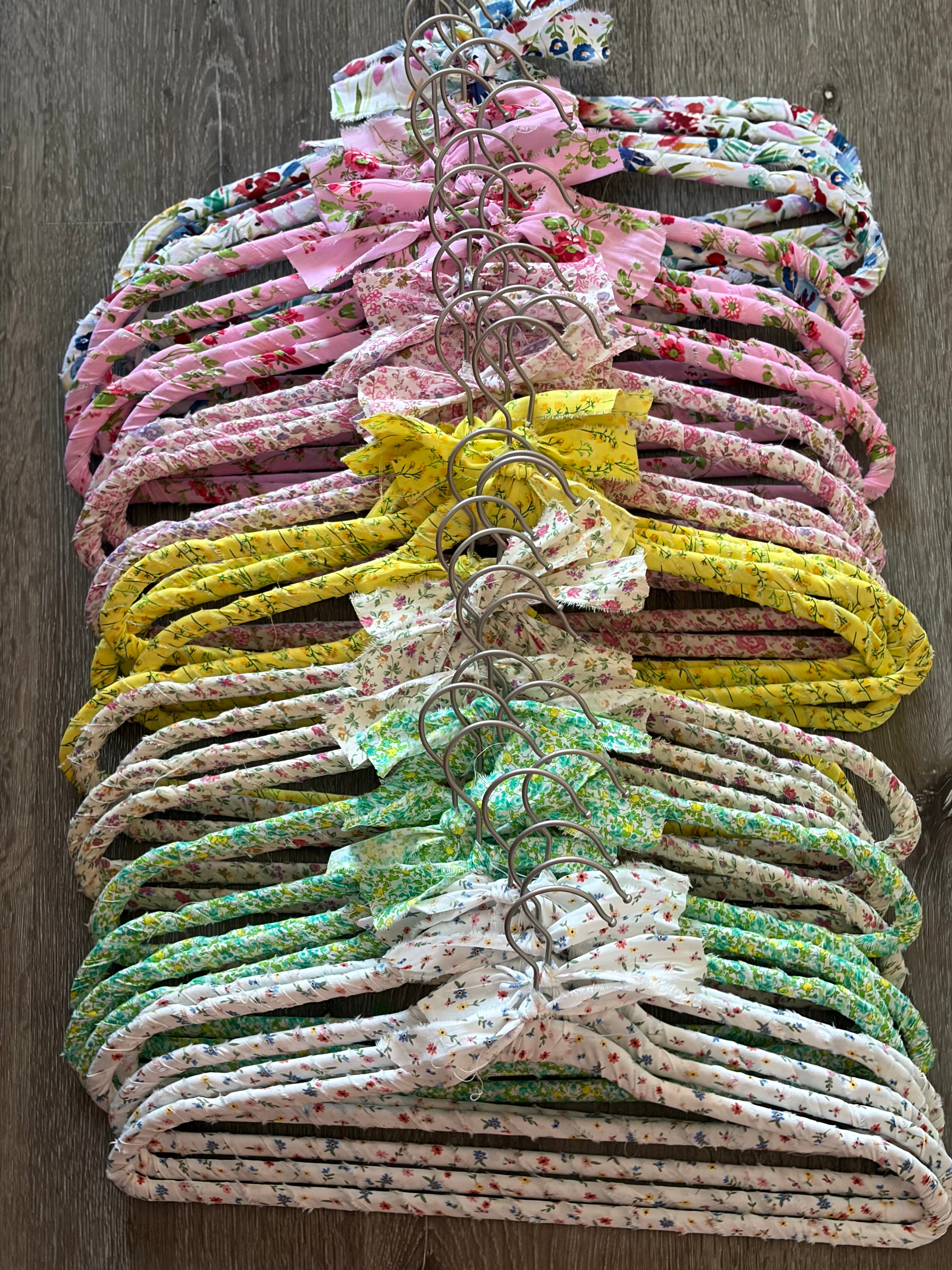 MALIBU HIPPIE Pack of 6 Fabric Wrapped Hangers