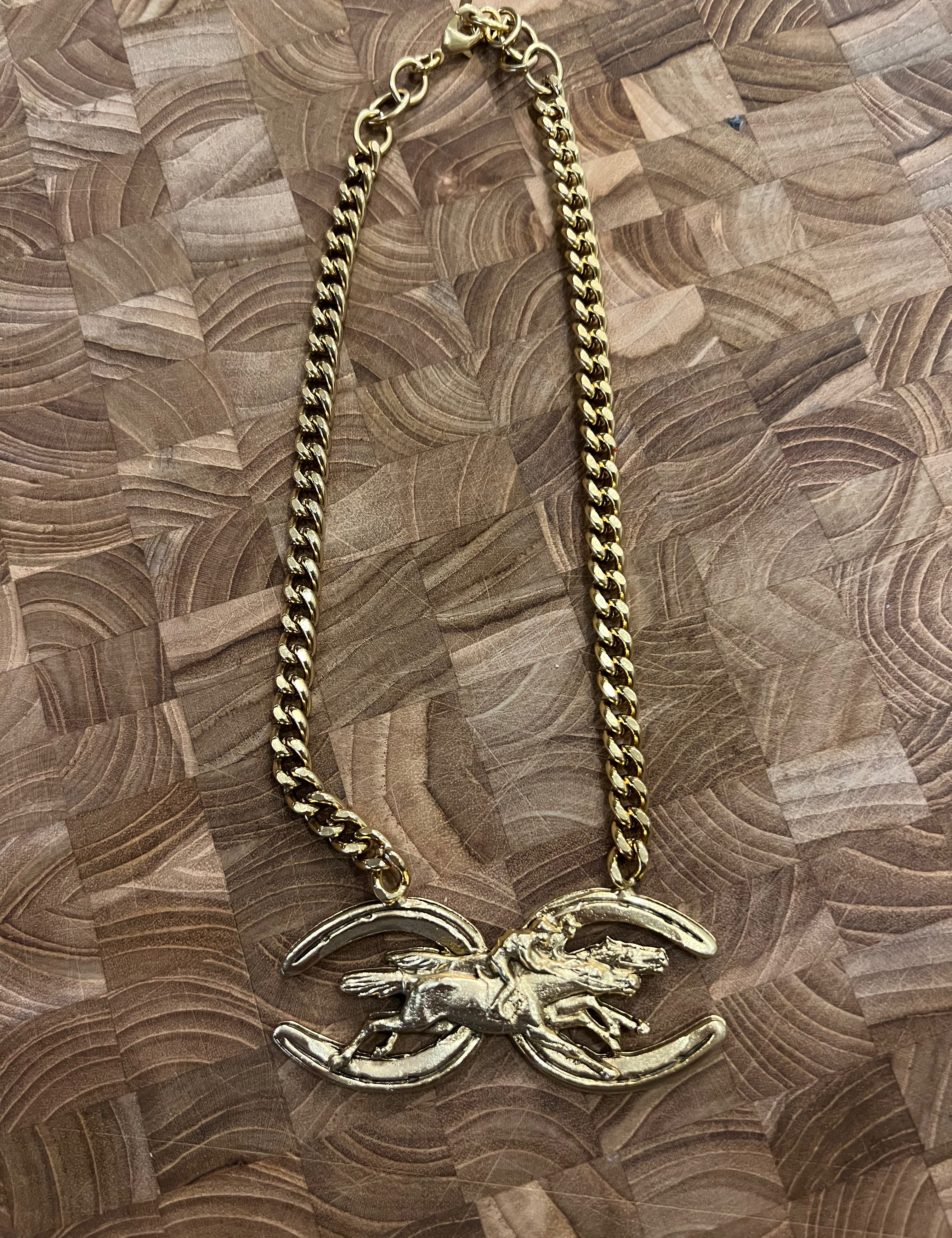 YOCHI Gold Horse Racing & Horseshoe Necklace on Simply Obsessed