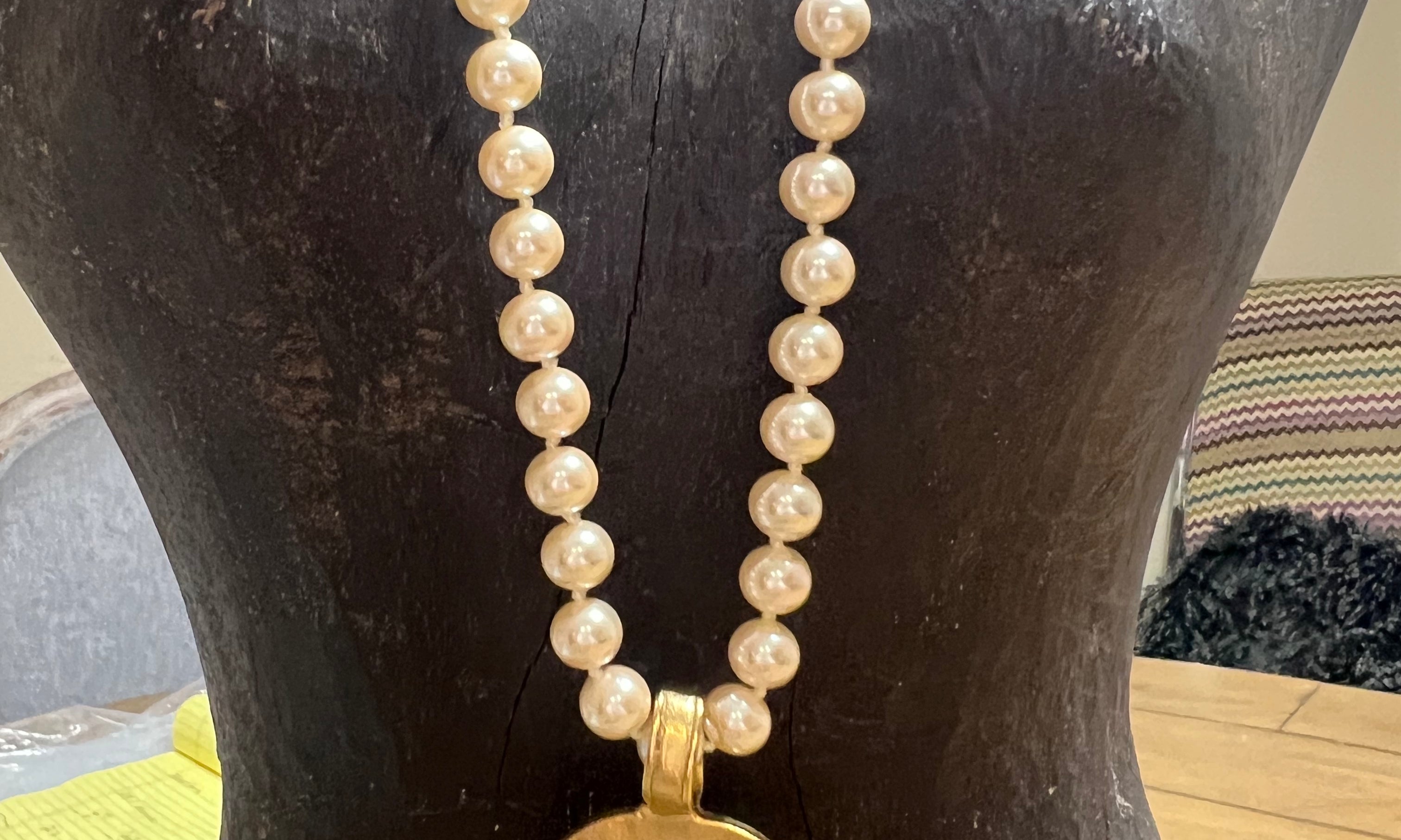 Coin Necklace on Simply Obsessed