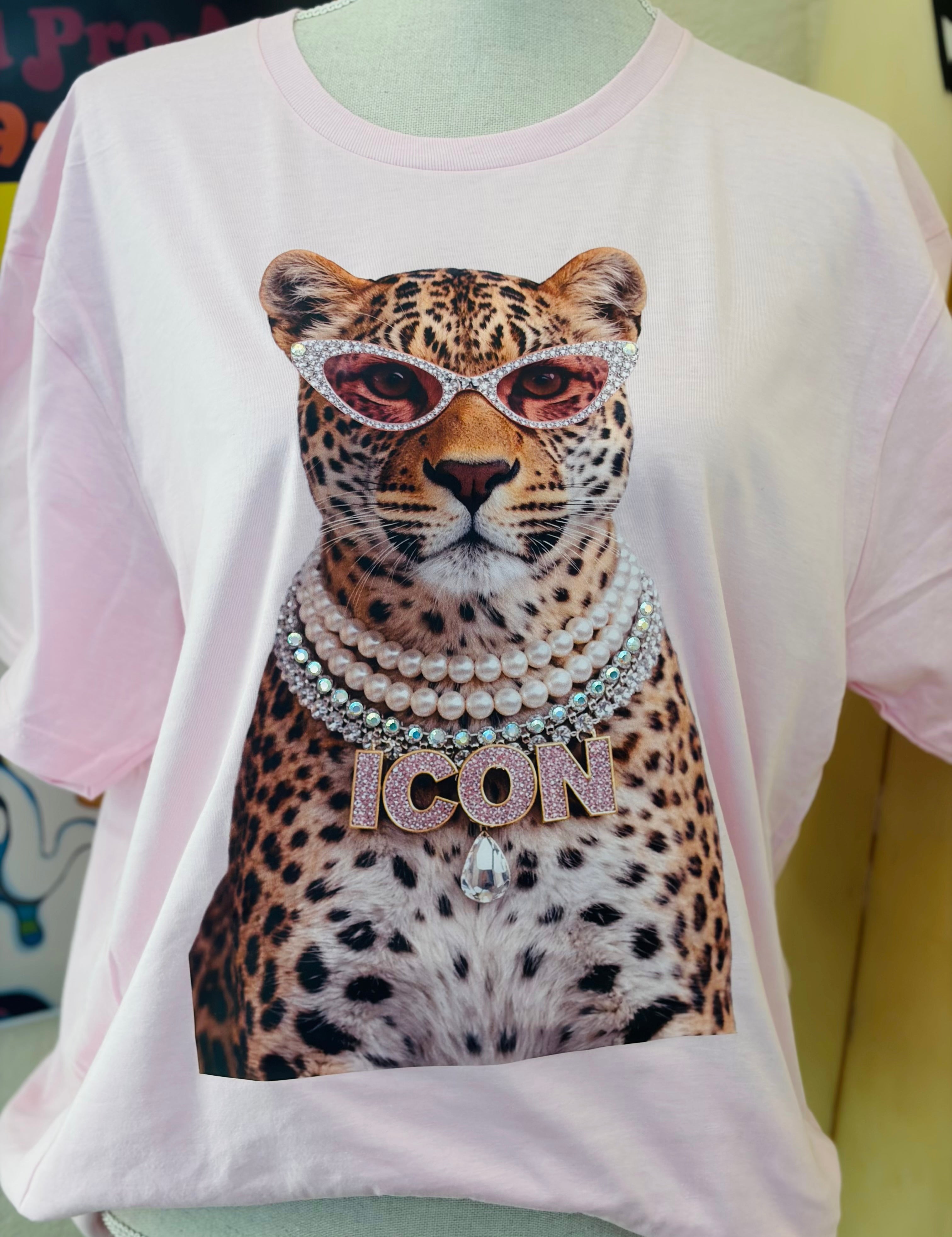 T-SHIRT JUNKIE Icon Leopard Bling Tee on Simply Obsessed