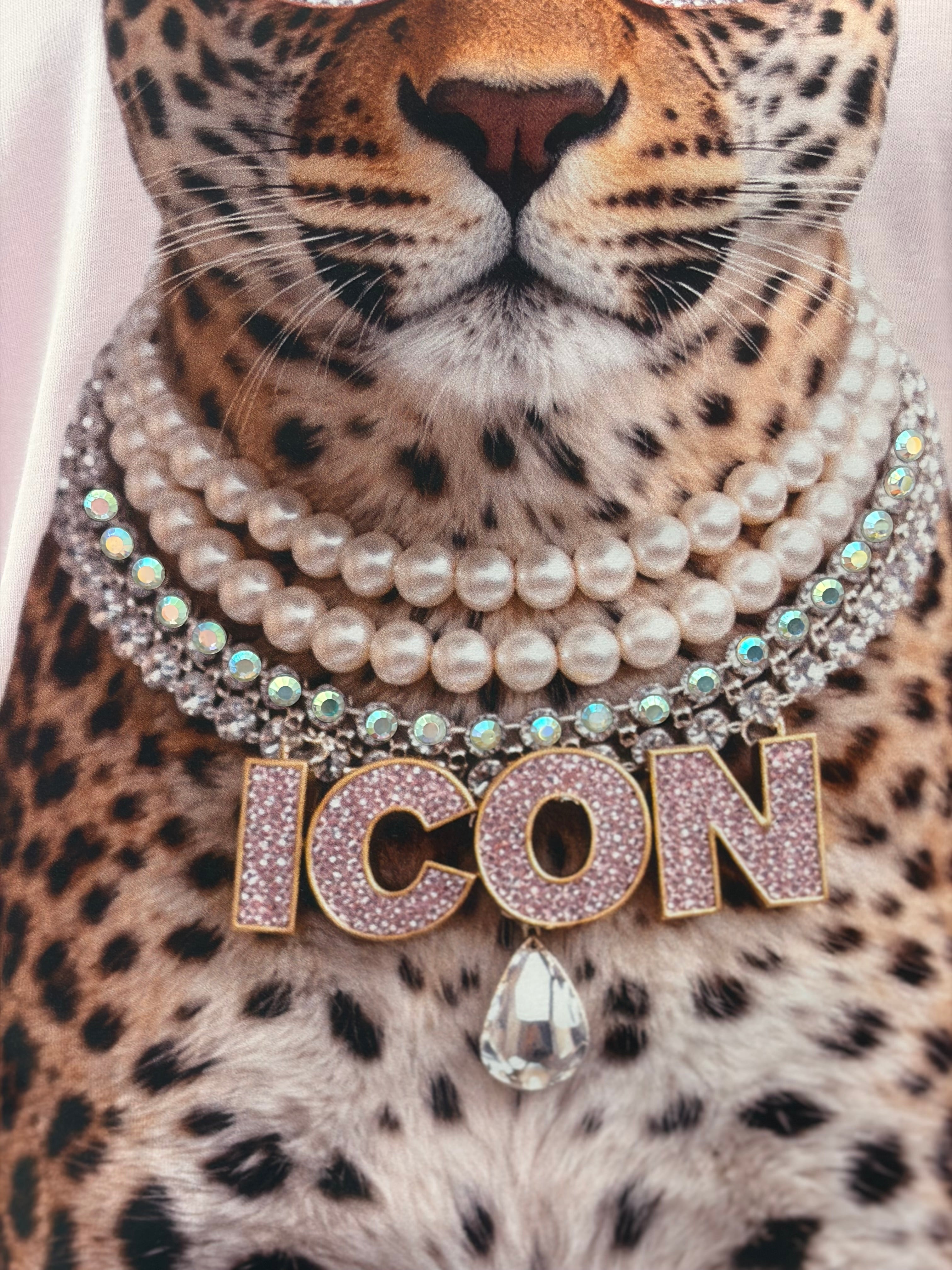 T-SHIRT JUNKIE Icon Leopard Bling Tee on Simply Obsessed