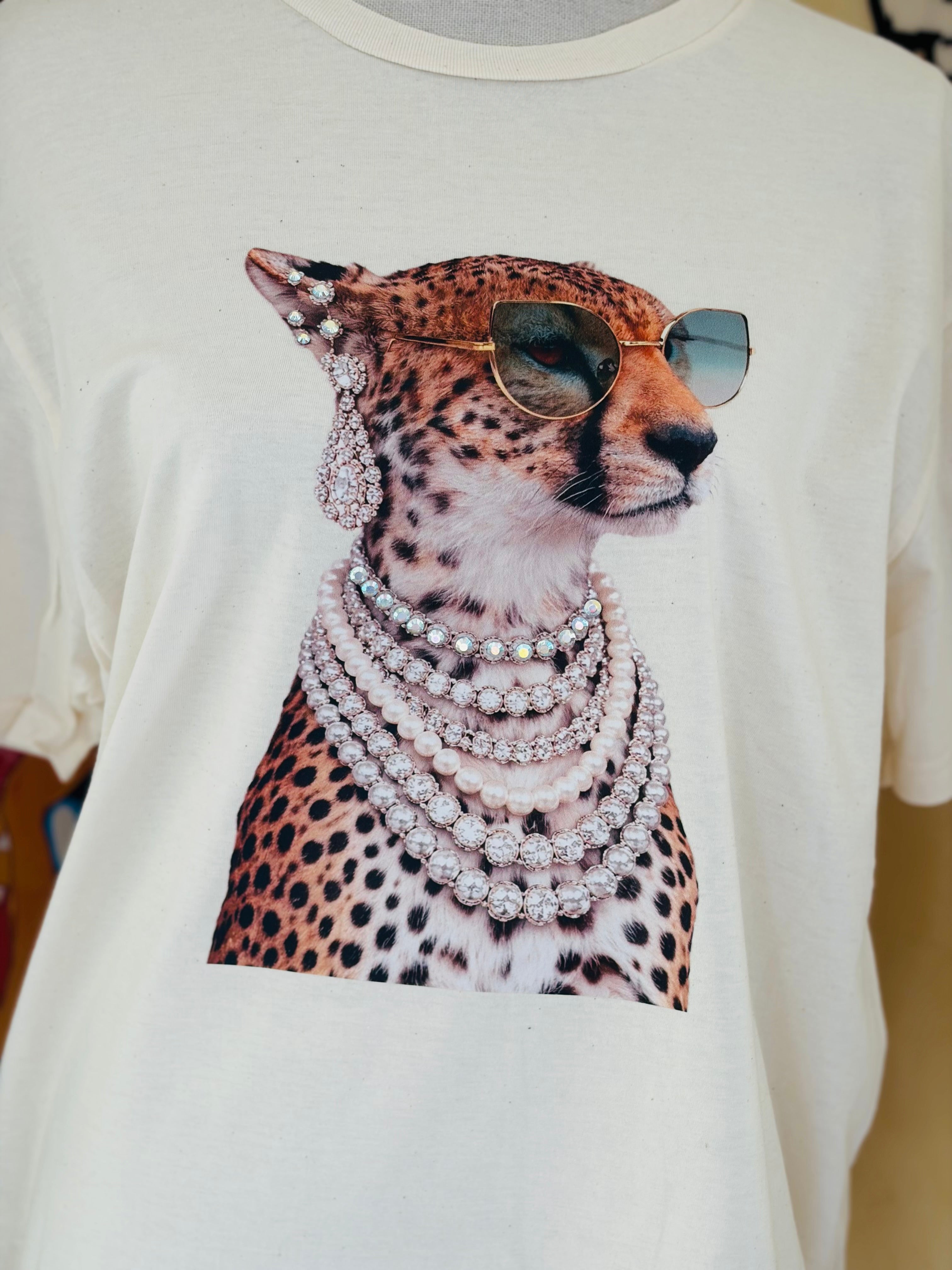 T-SHIRT JUNKIE Classy Leopard Bling Tee on Simply Obsessed