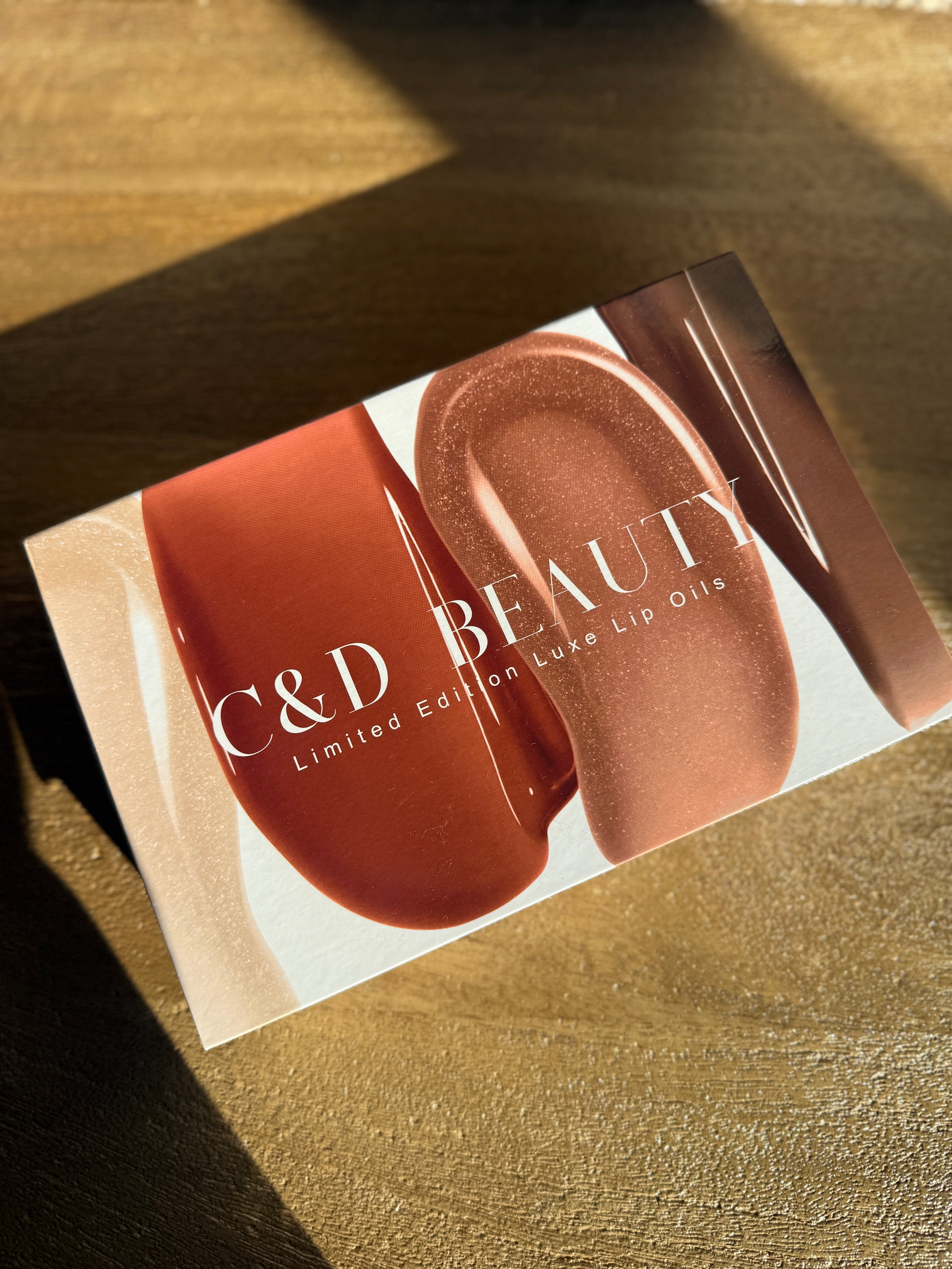 Limited Edition Luxe Lip Oils on Simply Obsessed