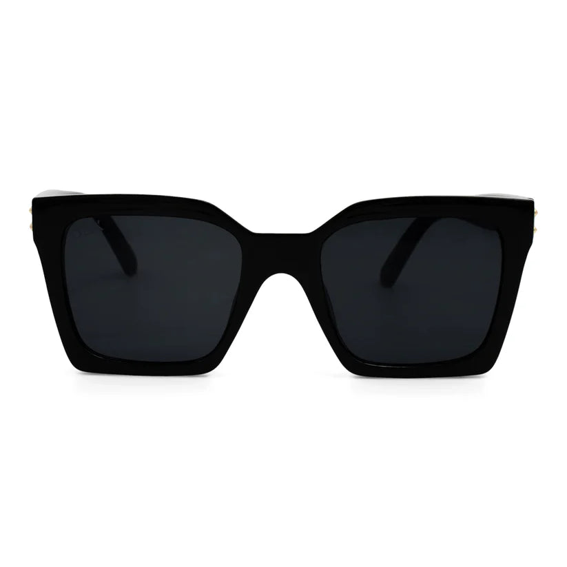 DAX Wylie Sunglasses on Simply Obsessed