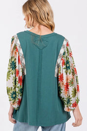 SAGE + FIG Full Size Printed Balloon Sleeve Contrast Top. **FALL DEBUT SALE** on Simply Obsessed