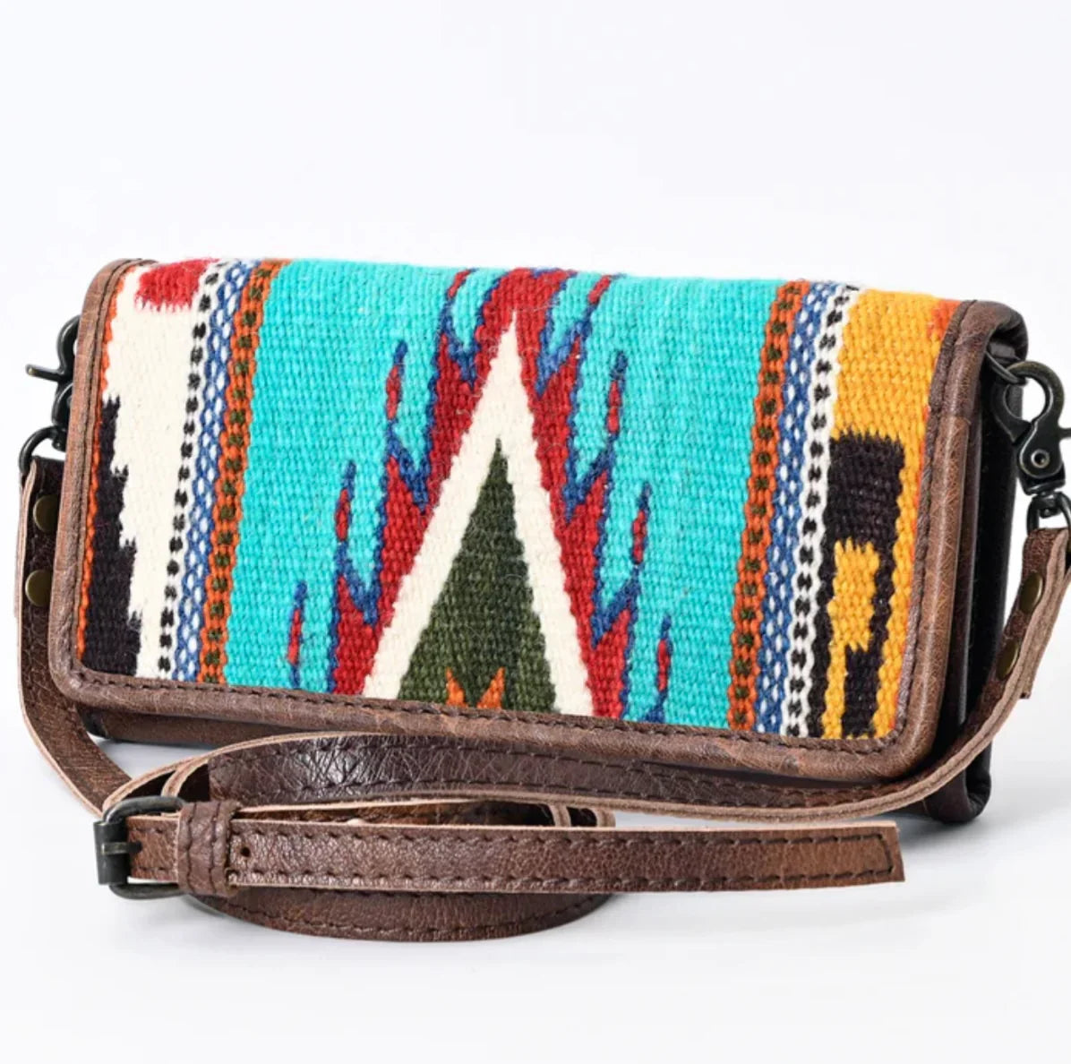 AMERICAN DARLING Olivia Genuine Leather Wallet on Simply Obsessed