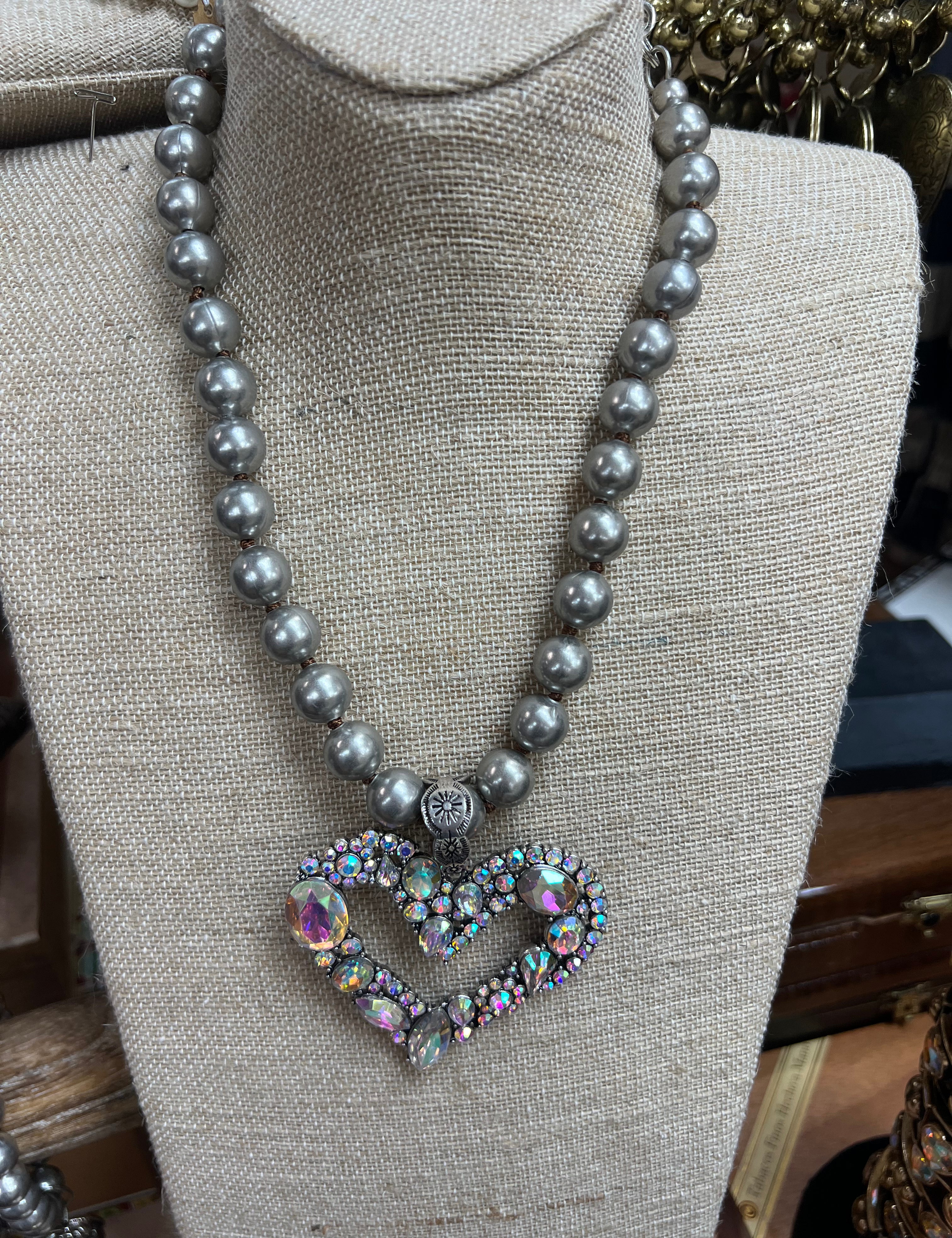  Navajo Pearl Chain Necklace on Simply Obsessed