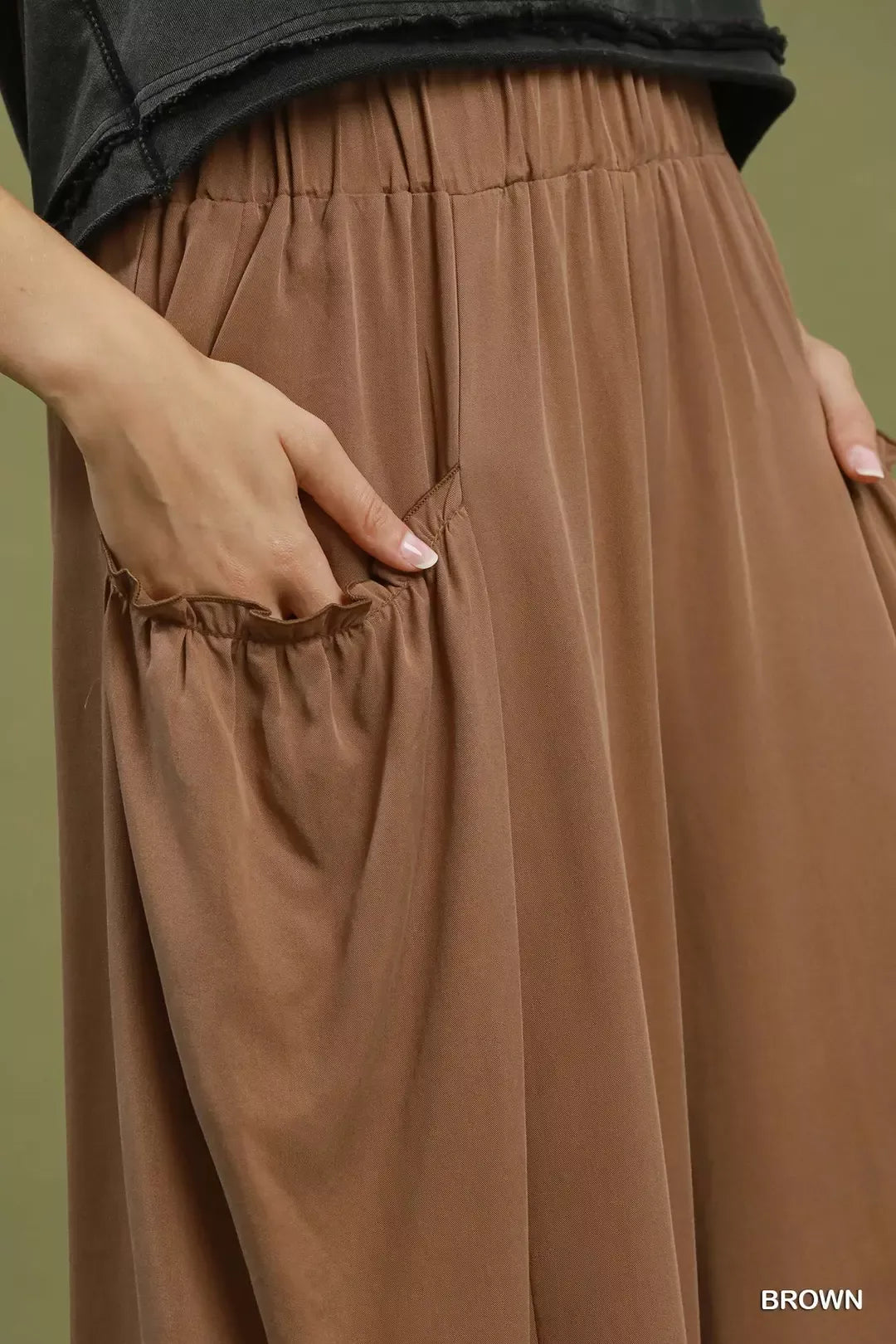 UMGEE Flowy Wide Leg Pocket Pants. **FALL DEBUT SALE** on Simply Obsessed