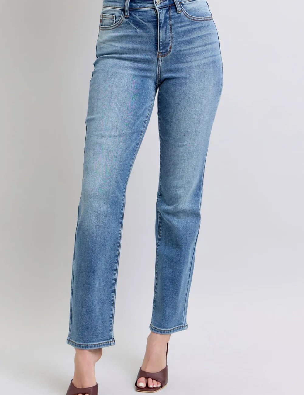 JUDY BLUE Full Size Run Vintage Wash Thermal Straight Jeans on Simply Obsessed