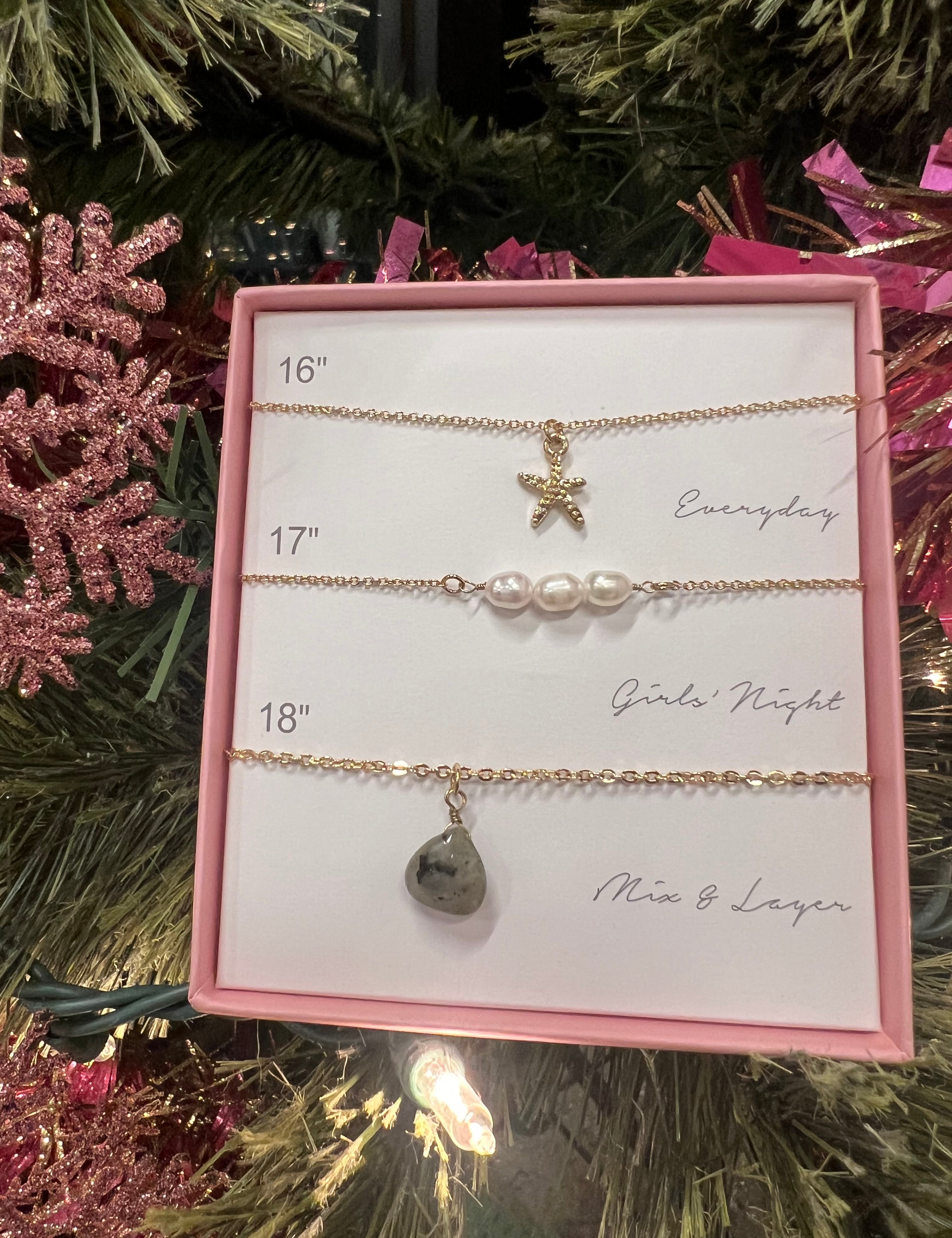 Boxed Set of 3 Necklaces on Simply Obsessed