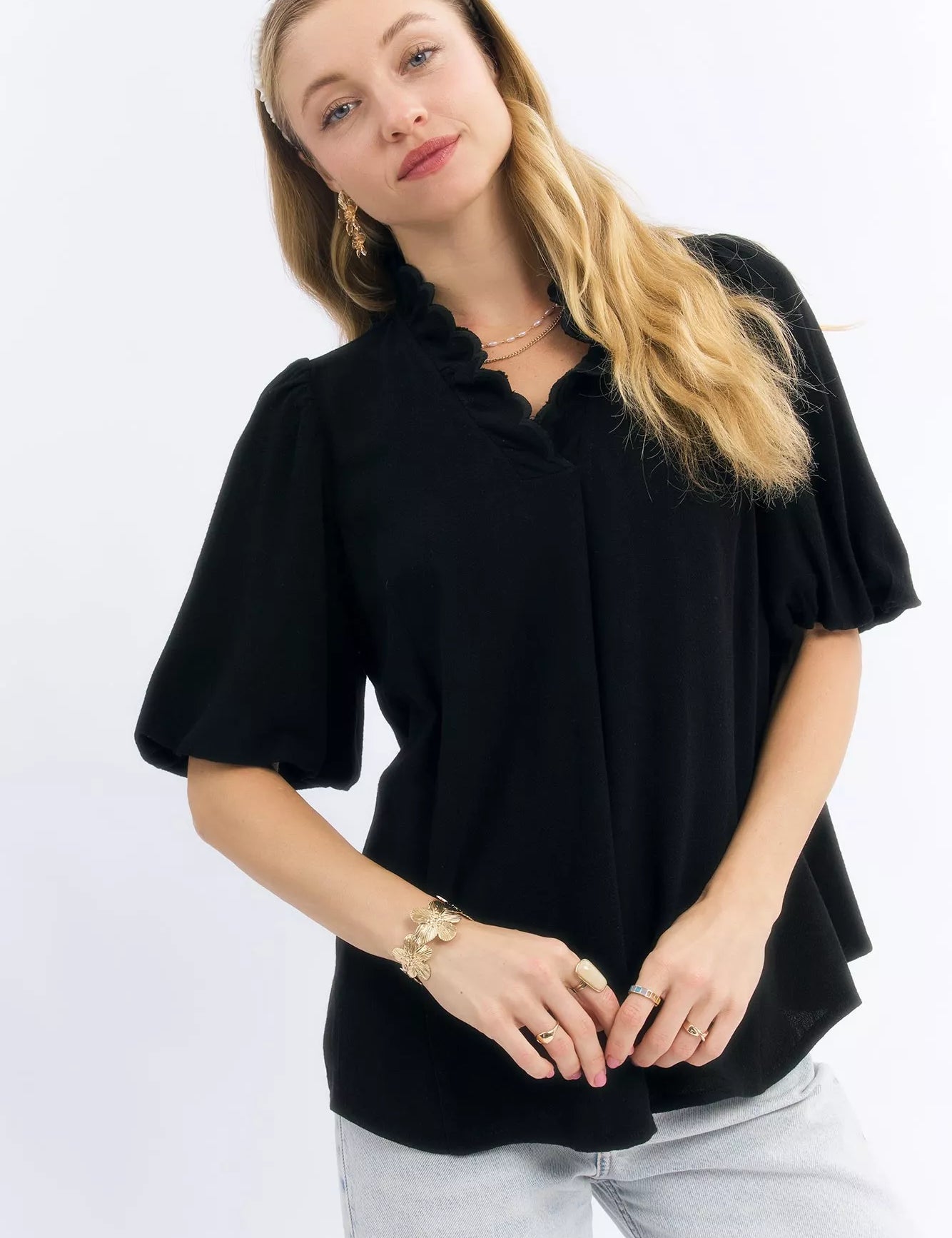 Umgee Linen Scallop Trim V-Neck Blouse on Simply Obsessed