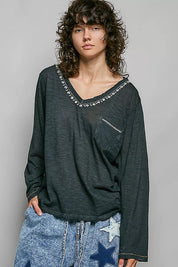 POL Contrast Stitch V-Neck Lightweight Knit Long Sleeve Top on Simply Obsessed